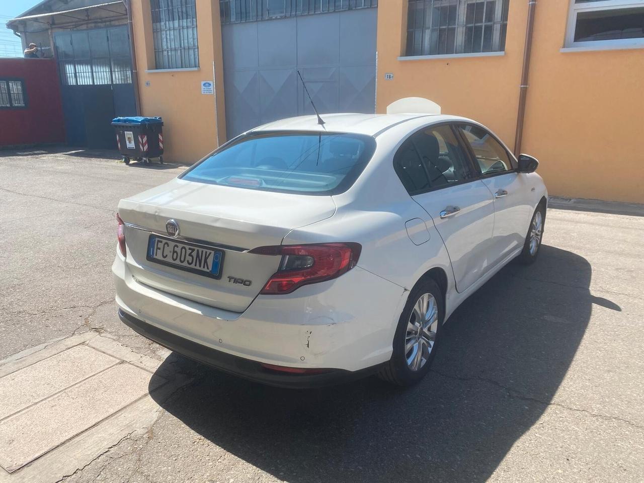 Fiat Tipo 1.4 95CV Opening Edition GPL - 1 PROPRIETARIO