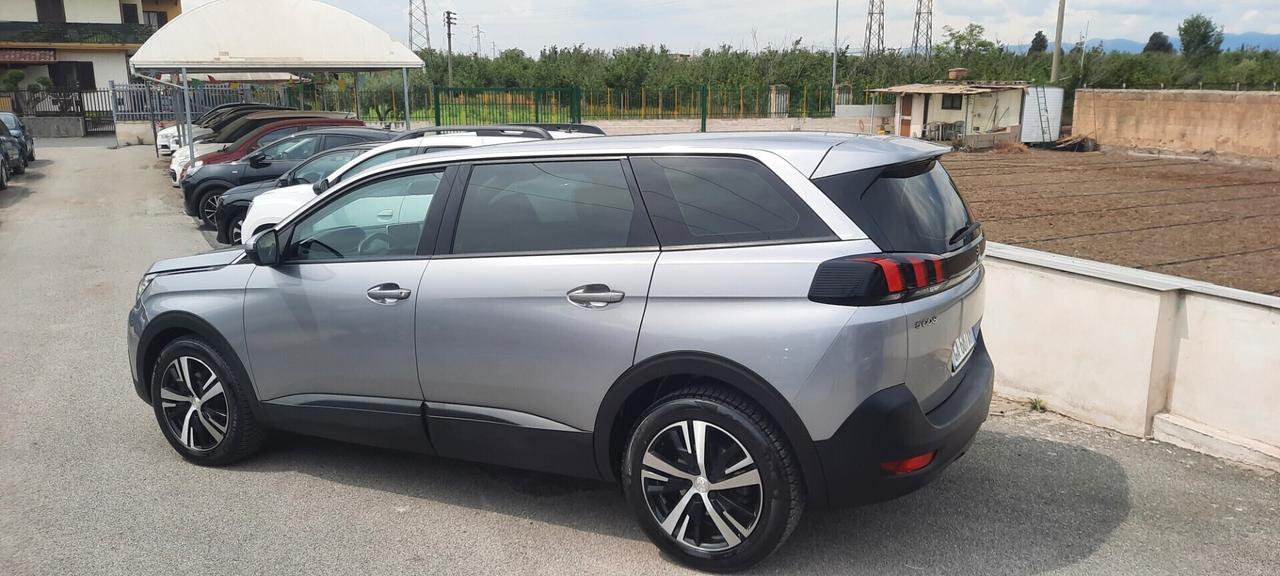Peugeot 5008 BlueHDi 130 S&S Business