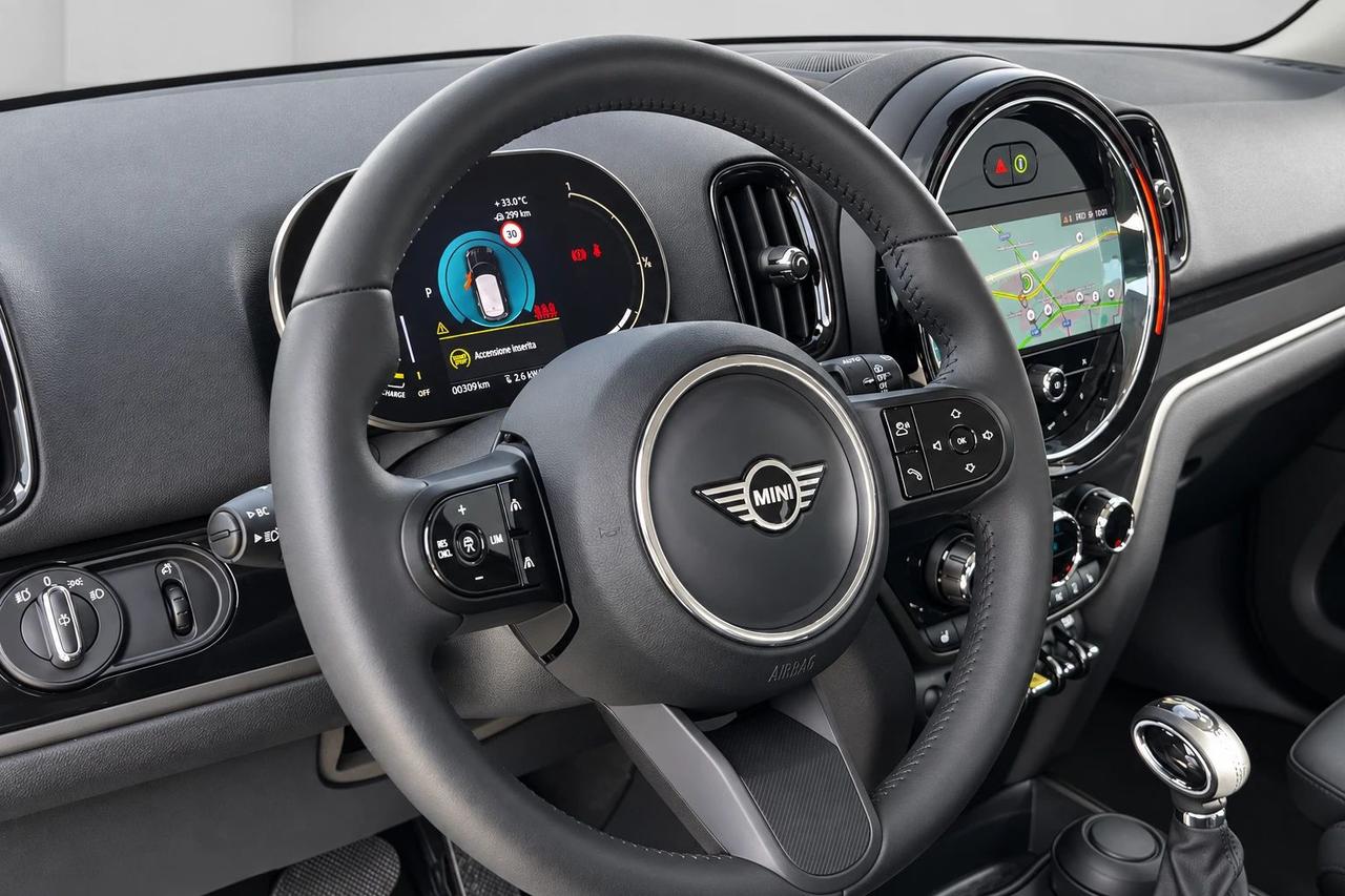 Mini Cooper SE Countryman Cooper COUNTRYMAN SE ALL4 YOURS AUTO