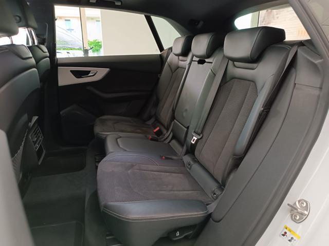 AUDI Q8 50 TDI 286 CV quattro tiptronic Sport