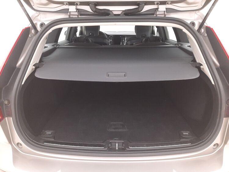 Volvo V60 B4 Momentum Business BR438298 2.0 Mild Hybrid 197CV