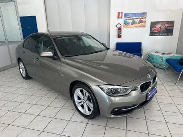 BMW Serie 3 (F30/31) 318d xDrive Sport
