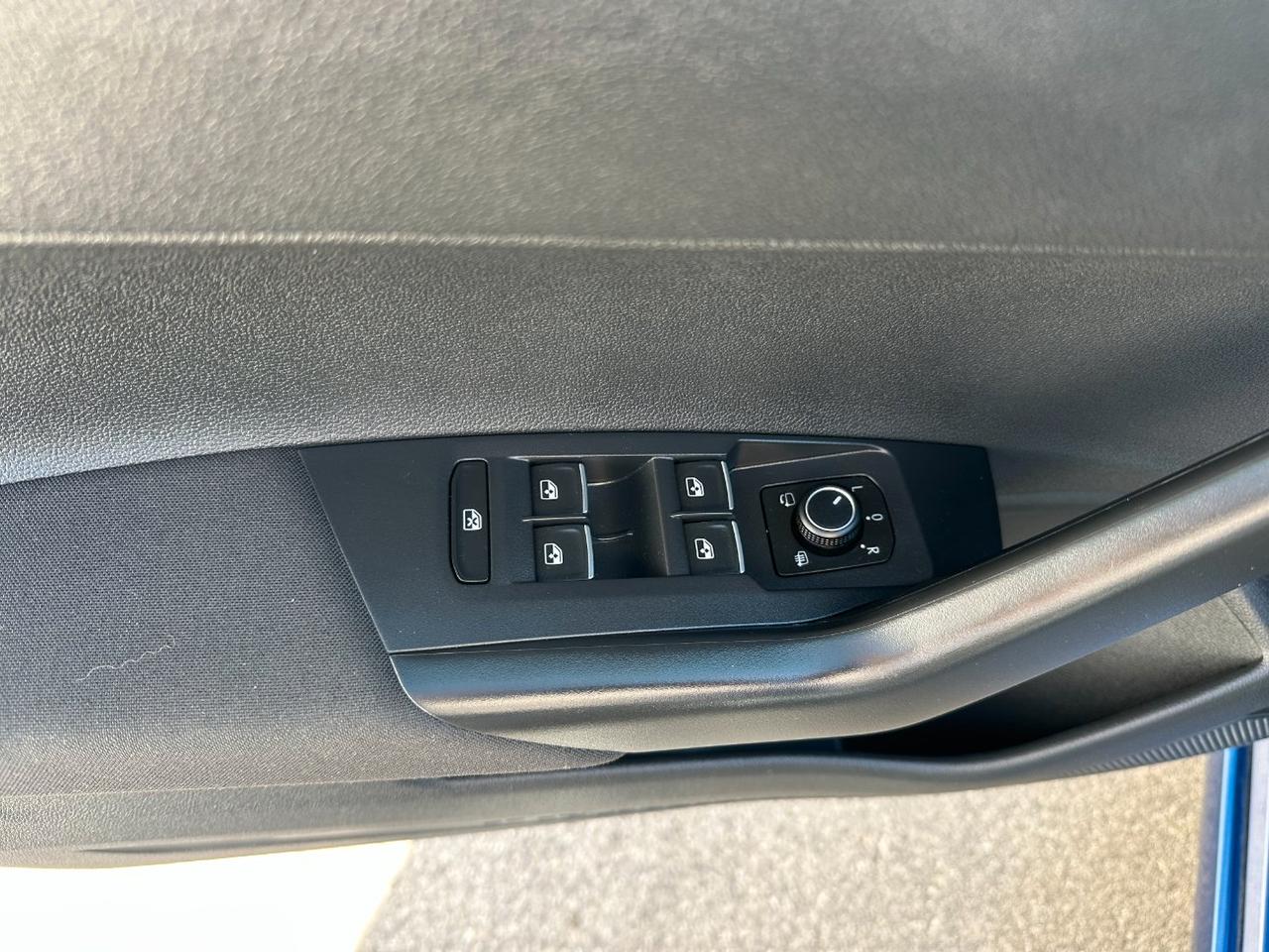 Volkswagen Taigo 1.0 tsi R-Line 115cv