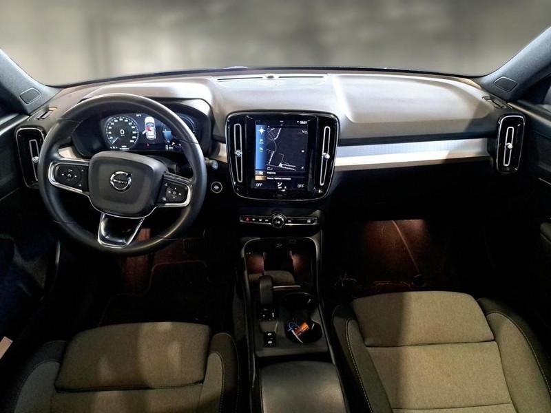 VOLVO XC40 T4 RECHARGE PLUG-IN AUTO CORE SUV