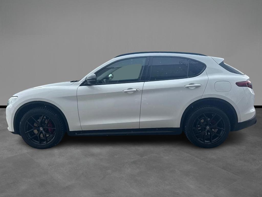 Alfa Romeo Stelvio 2.2 Turbo B-Tech Q4 Auto