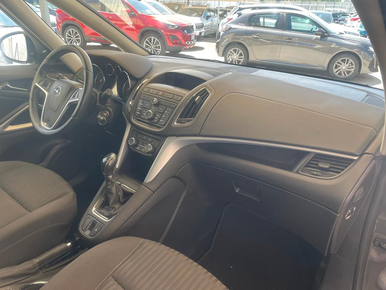 Opel Zafira Tourer 1.4 Turbo 140CV GPL Cosmo 7 posti 97.000km!!