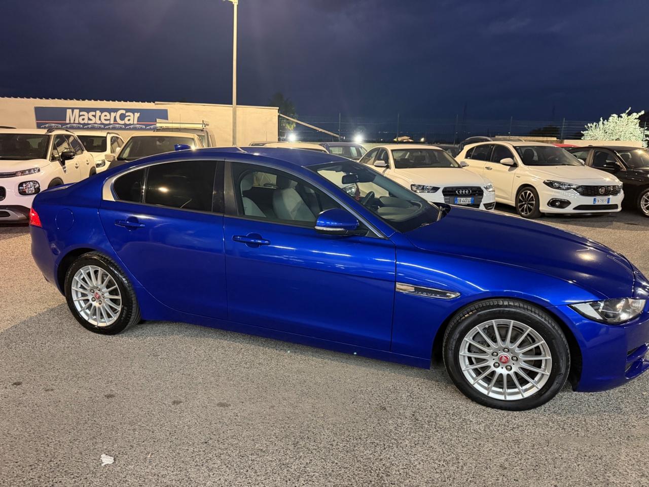 Jaguar XE 2.0 D 163 CV Portfolio