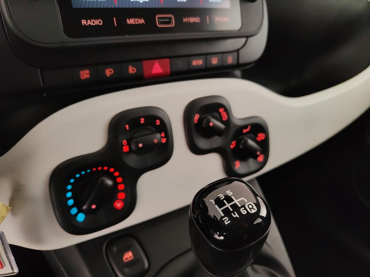 Fiat Panda 1.0 FireFly S&S Hybrid Pandina