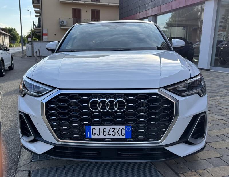 Audi Q3 Sportback 35 2.0 tdi S line edition s-tronic FULL LED-PHONE APPS-20"