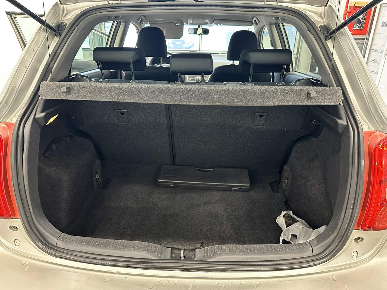 Toyota Auris 5p 1.4 d-4d Sol m-mt
