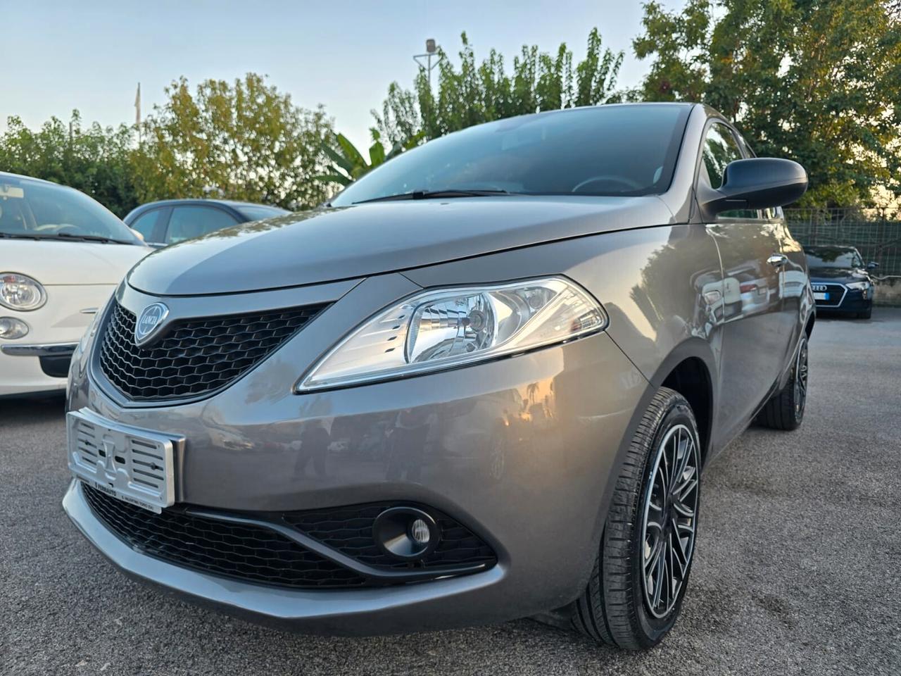 LANCIA NEW Y 1.0 HYBRID GOLD 70CV ITALIANA GARANZIA