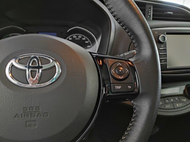 TOYOTA Yaris 3ª serie - Yaris 1.5 Hybrid 5 porte Style