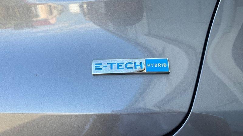 Renault Captur 1.6 E-Tech hybrid Intens 145cv auto 1.6 E-TECH Hybrid Intens Auto 145cv