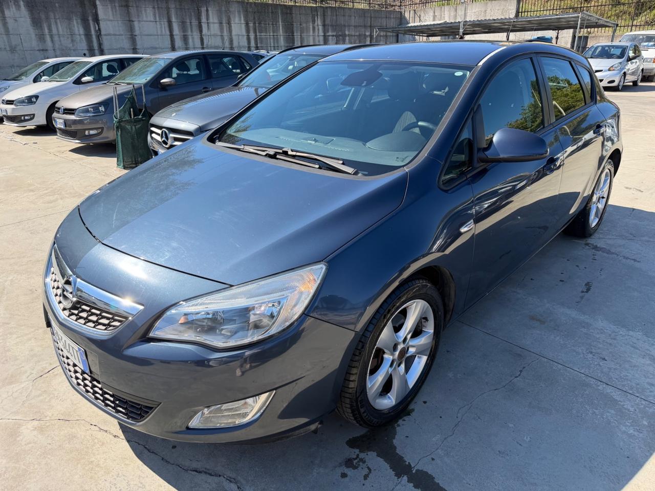 Opel Astra 1.7 CDTI 110CV 5 porte Cosmo / 174.000KM
