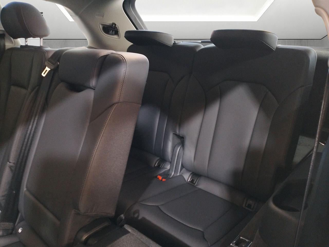 Audi Q7 45 3.0 TDI MHEV quattro tiptronic 7 POSTI