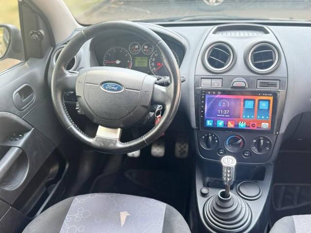 Ford Fiesta GOMME NUOVE!