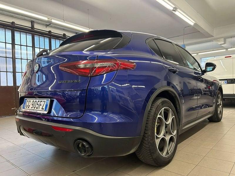 Alfa Romeo Stelvio 2.2 Turbodiesel 190 CV AT8 Q4 Sprint