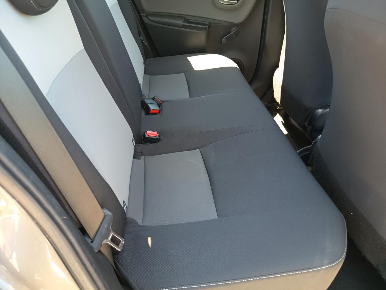 Toyota Yaris 1.5 Hybrid 5 porte Active