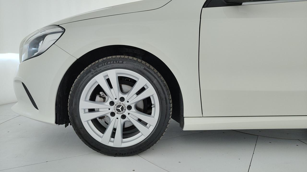 Mercedes-Benz Classe A - W176 - A 180 d Business