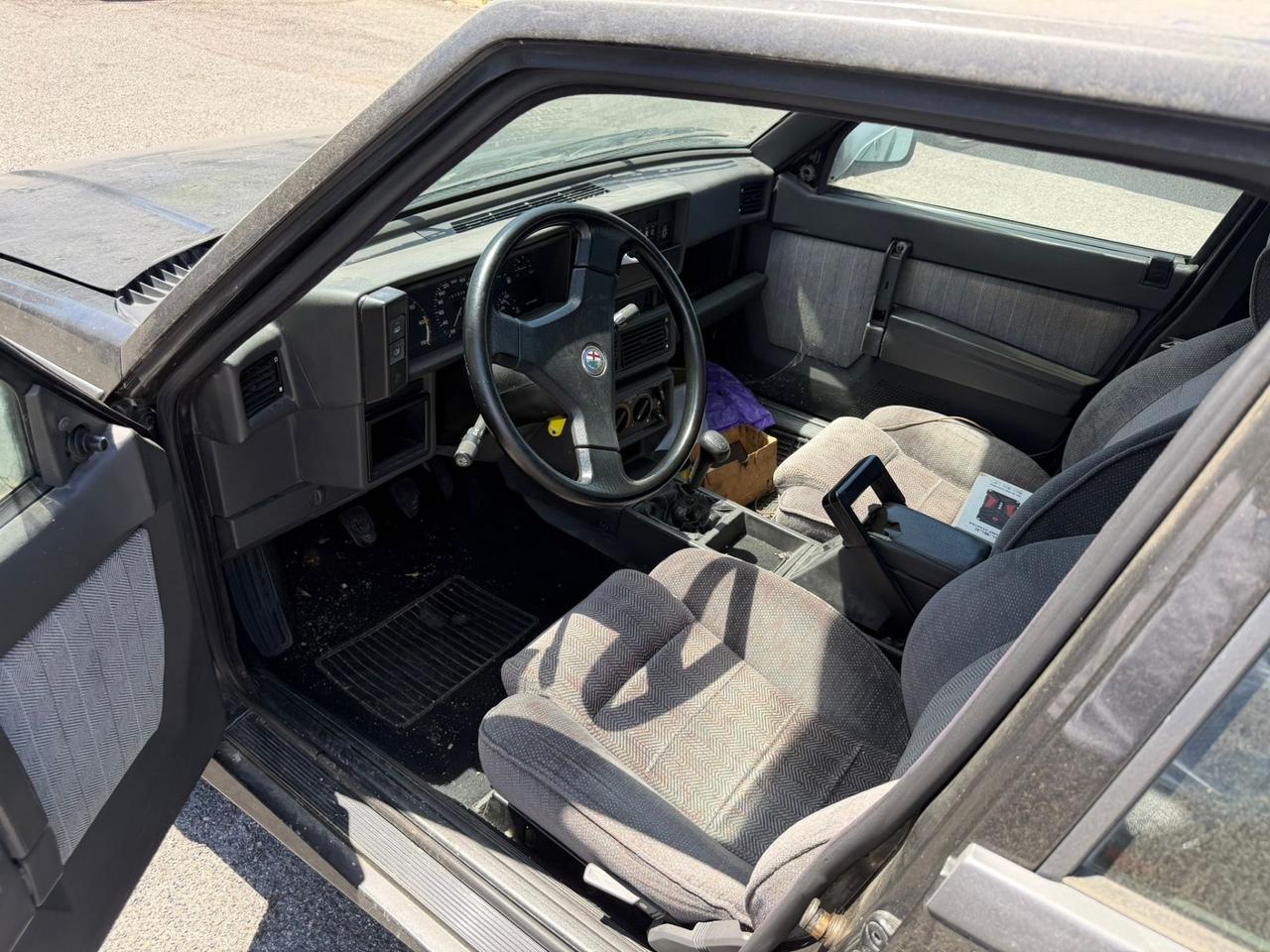 Alfa Romeo 75 2.0i Twin Spark