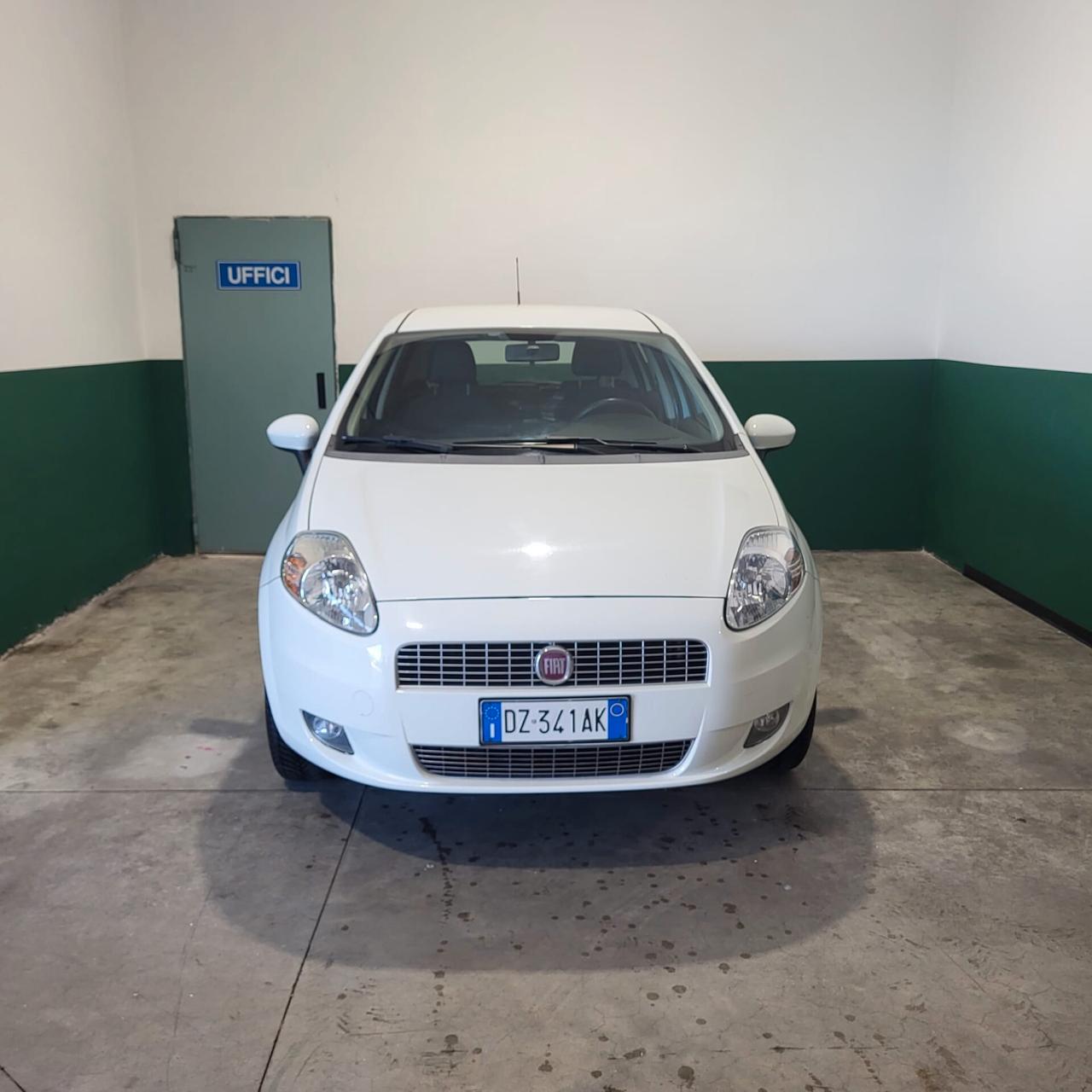 Fiat Grande Punto 1.4 5 porte Dynamic a METANO