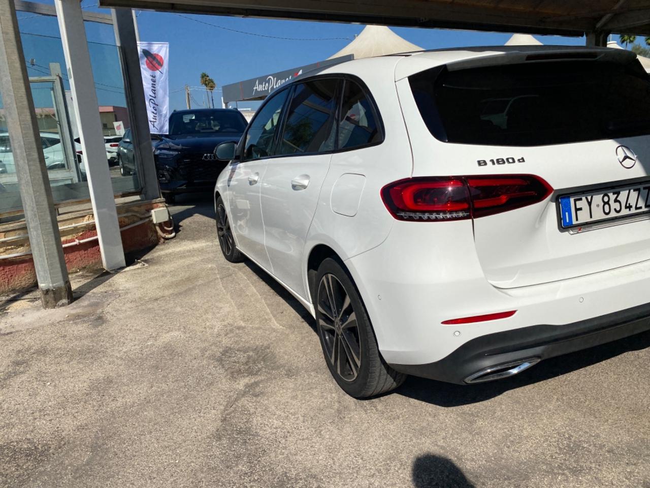 Mercedes-benz B 180 B 180 d Automatic