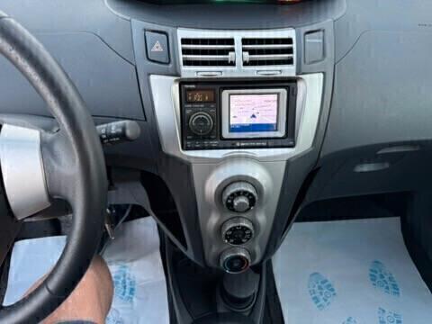 Toyota Yaris 1.3 5 porte Navi