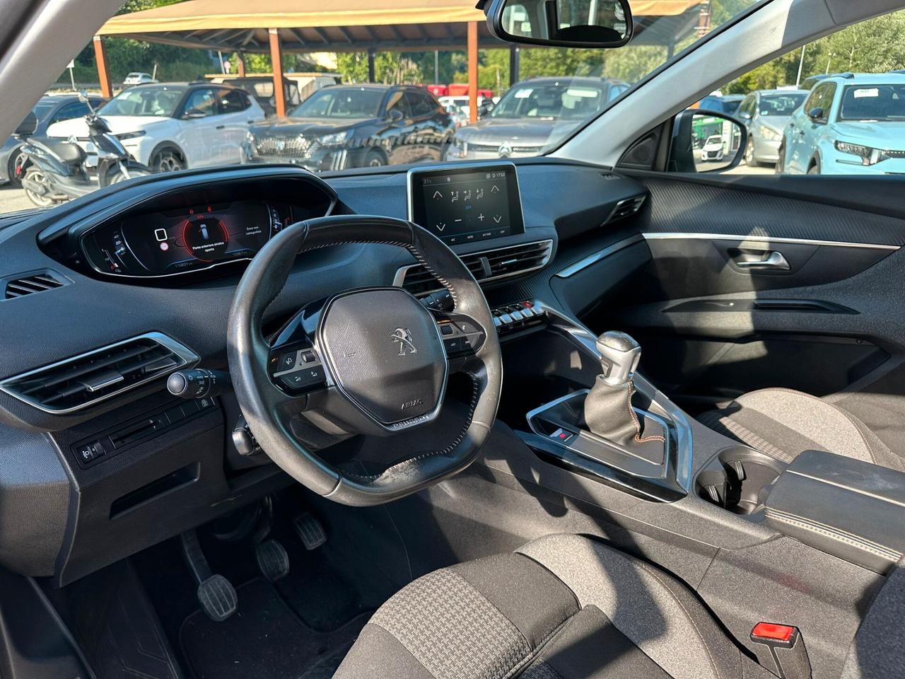 Peugeot 5008 BlueHDi 130 S&S Allure
