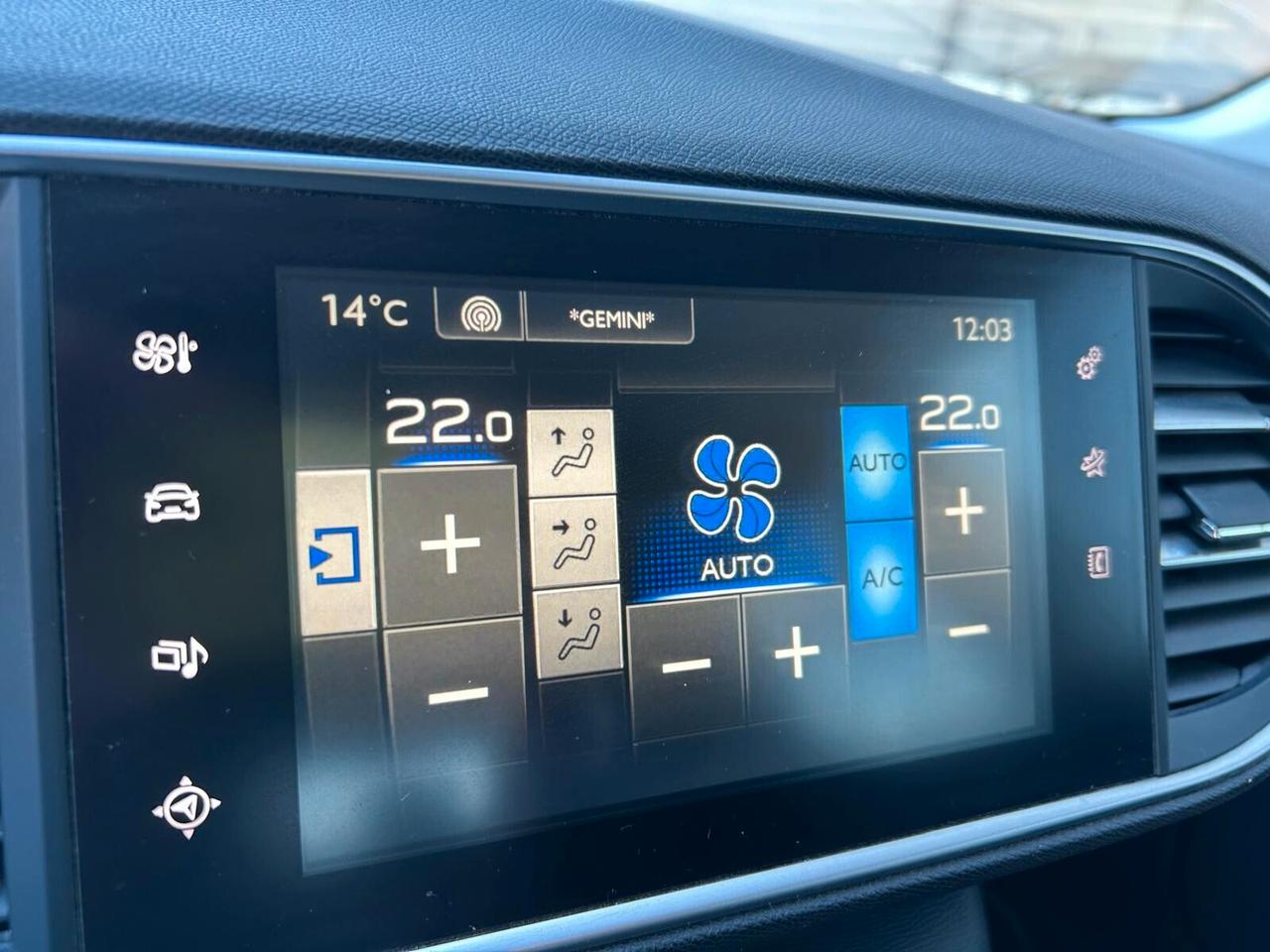 Peugeot 308 BlueHDi 120 EAT6 5p. UNICO PR.