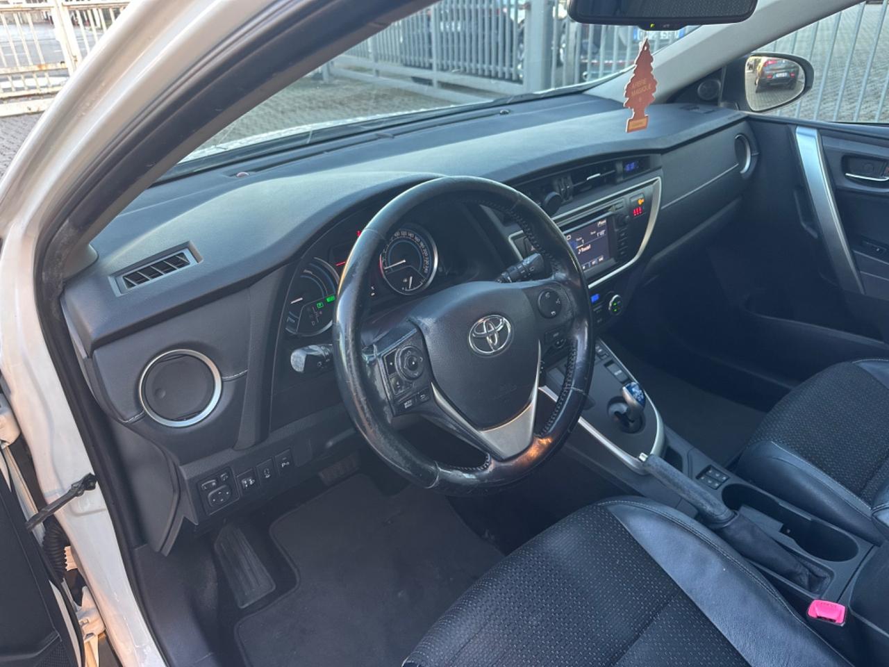 Toyota Auris Touring Sports 1.8 Hybrid Active Plus