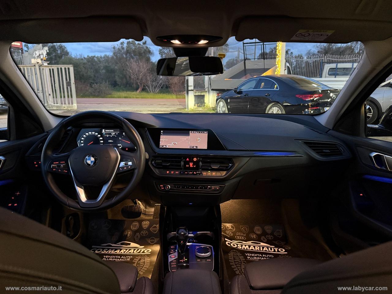 BMW 116d Sport AUTO LUCI AMBIENT, CARPLAY