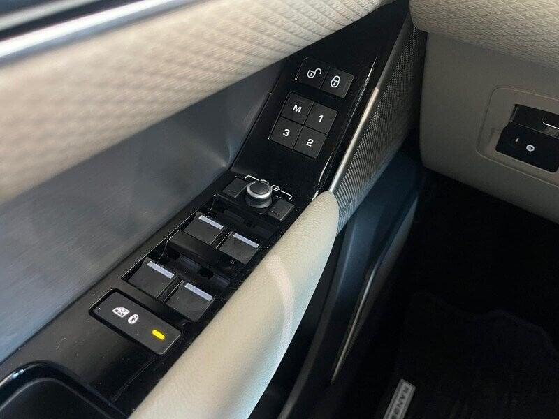 Land Rover Range Rover Velar Range Rover Velar 2.0D I4 180 CV R-Dynamic SE
