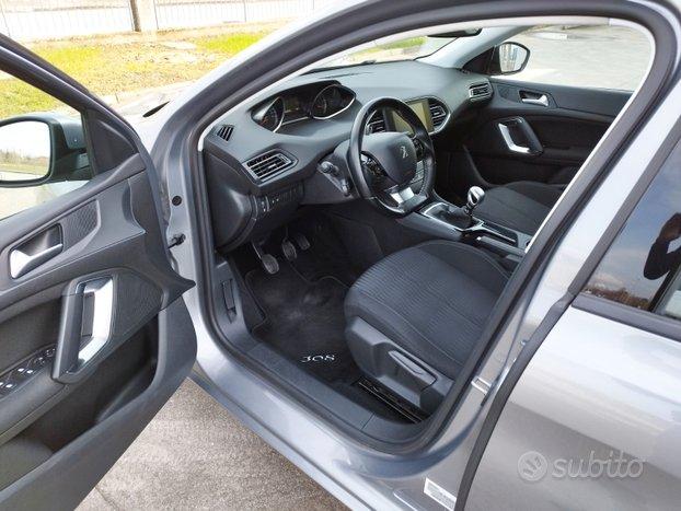 Peugeot 308 SW - 1.6 HDI - Neopatentati
