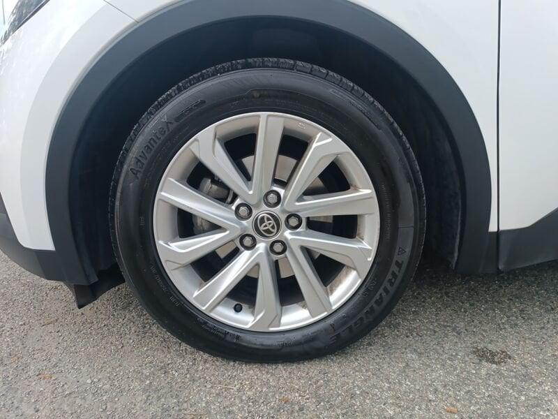 Toyota C-HR C-HR 1.8 hev Active fwd e-cvt