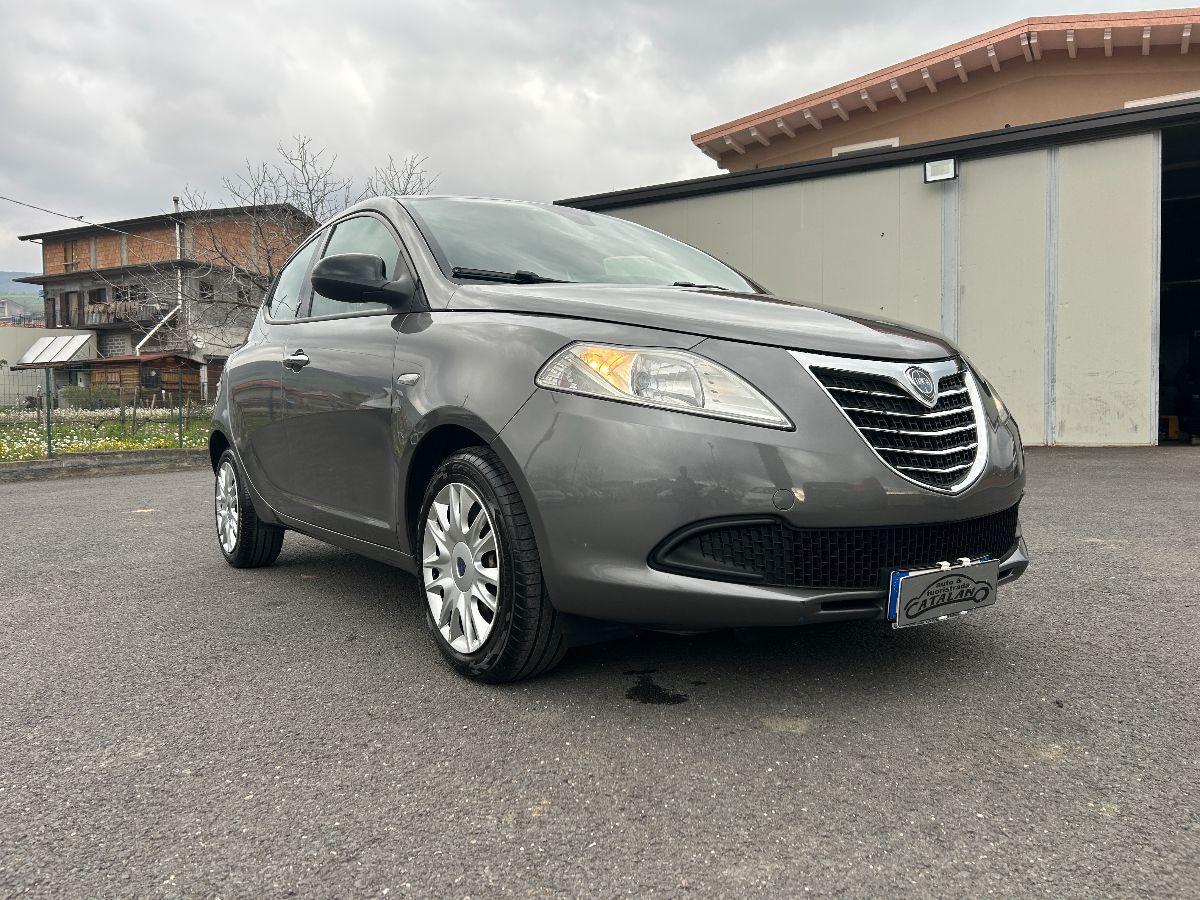 LANCIA - Ypsilon - 1.2 69 CV 5 porte Platinum