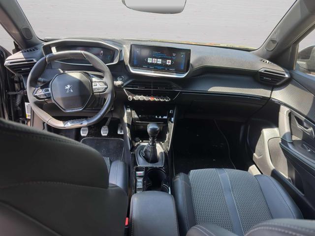 PEUGEOT 2008 PureTech 130 S&S GT