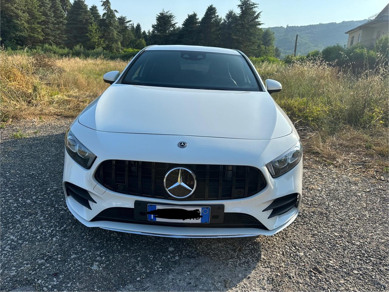 Mercedes-benz A 180 d Amg premium da vetrina