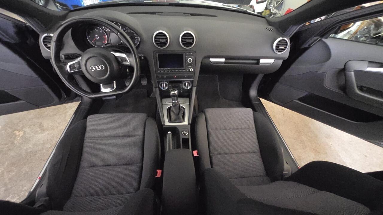 Audi A3 SPB 1.6 TDI 105 CV x Neopatentati