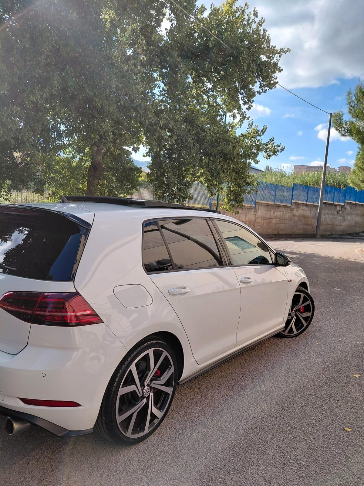 Volkswagen Golf GTI Performance 2.0 245 CV TSI DSG 5p. BMT