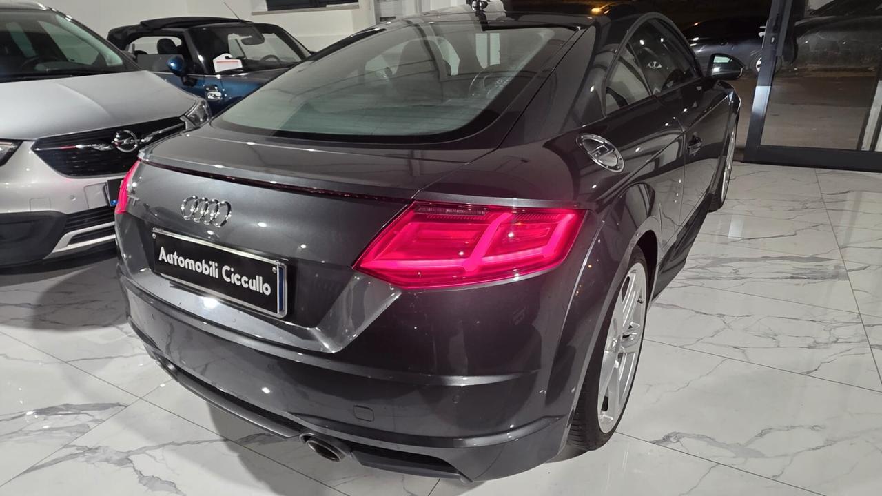 Audi TT Coupé 2.0 TDI ultra S line