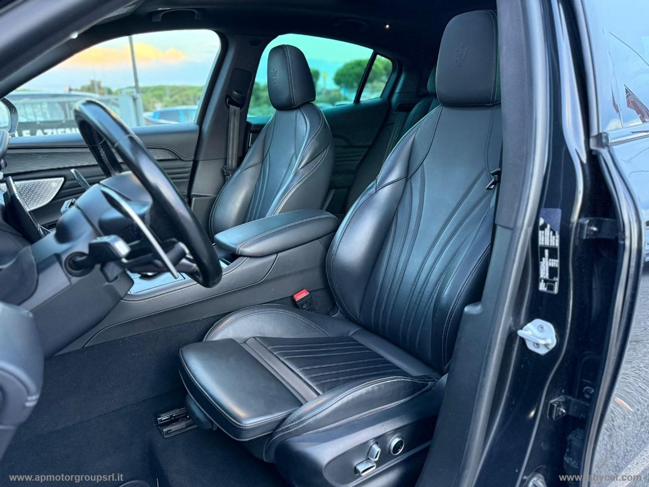 MASERATI Grecale MHEV 330 CV Modena