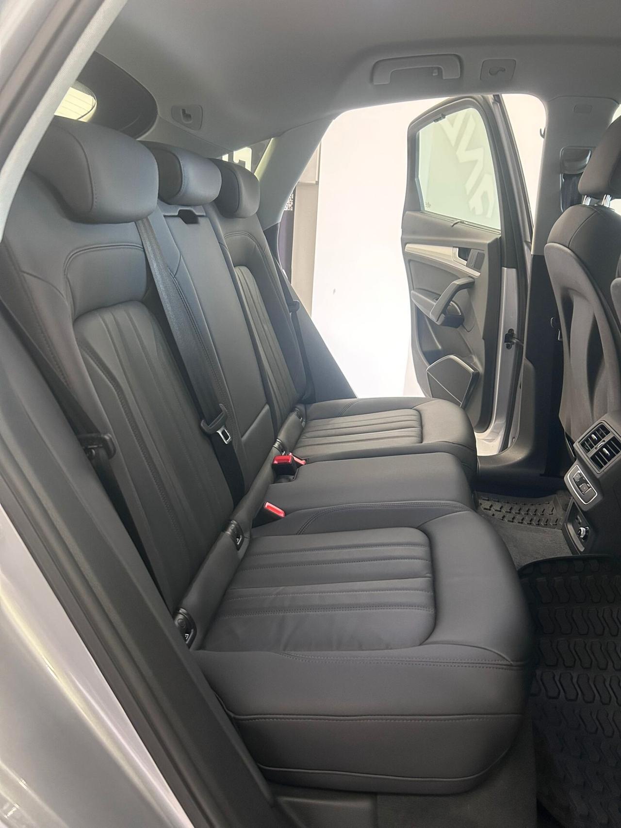 Audi Q5 40 TDI 204CV quattro Stronic line plus 2022