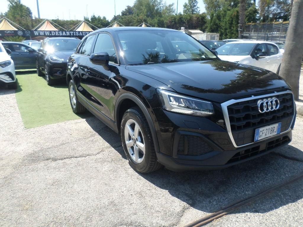 Audi Q2 35 TFSI S tronic Business