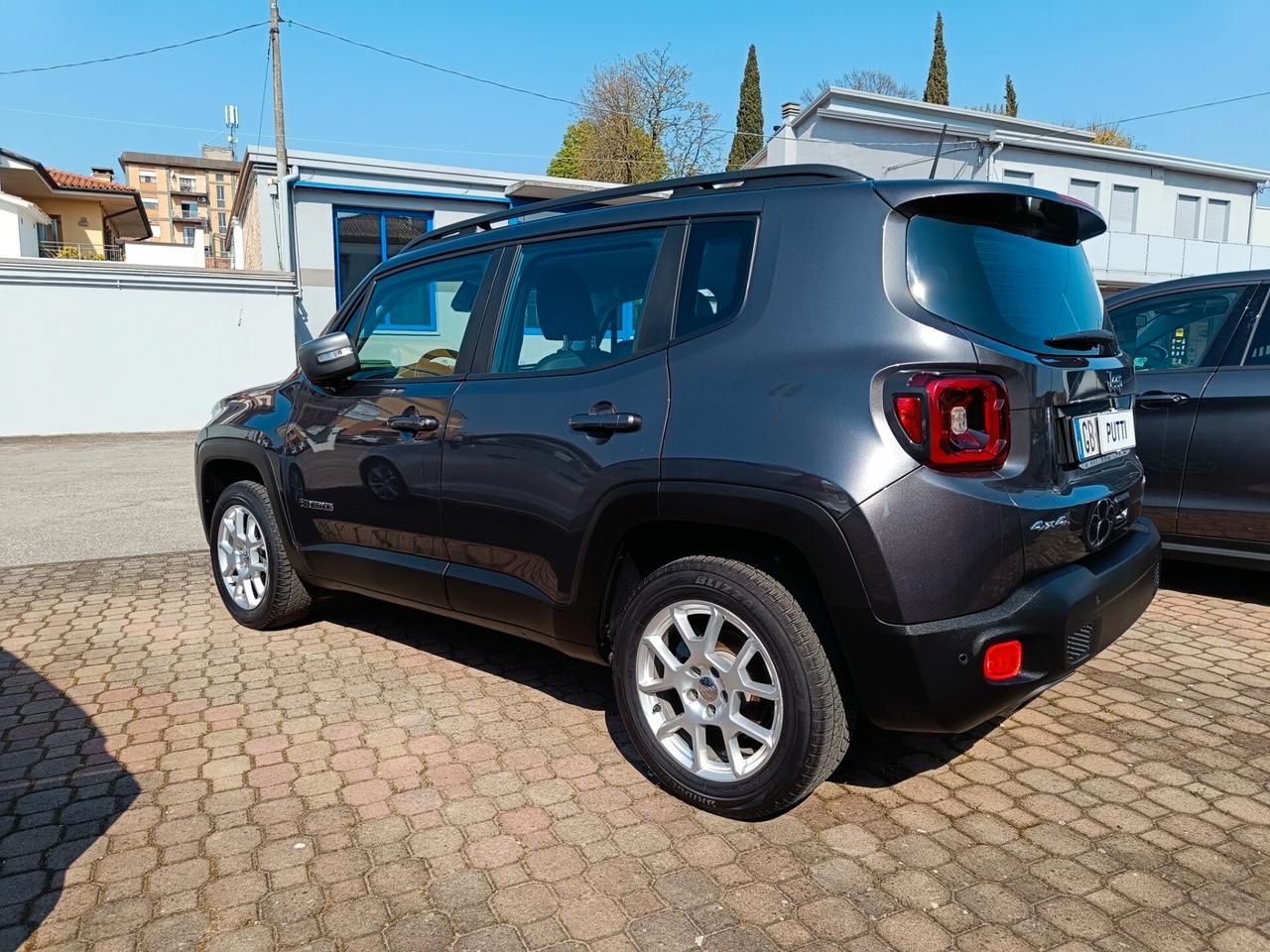 Jeep Renegade 2.0 Mjt 140CV 4WD Active Drive Low Limited FULL LED