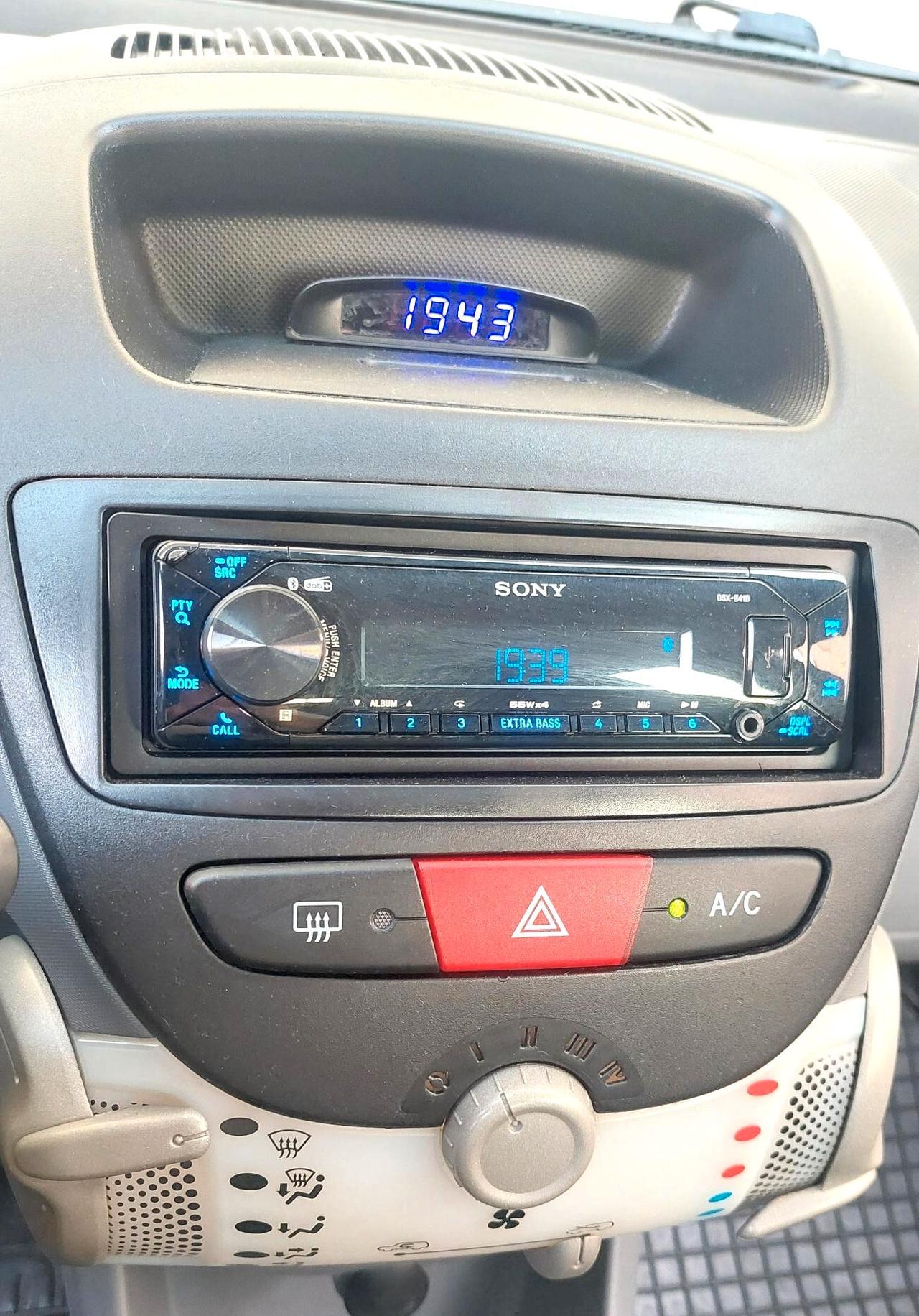 Toyota aygo -consumi ridotti -neopatentati