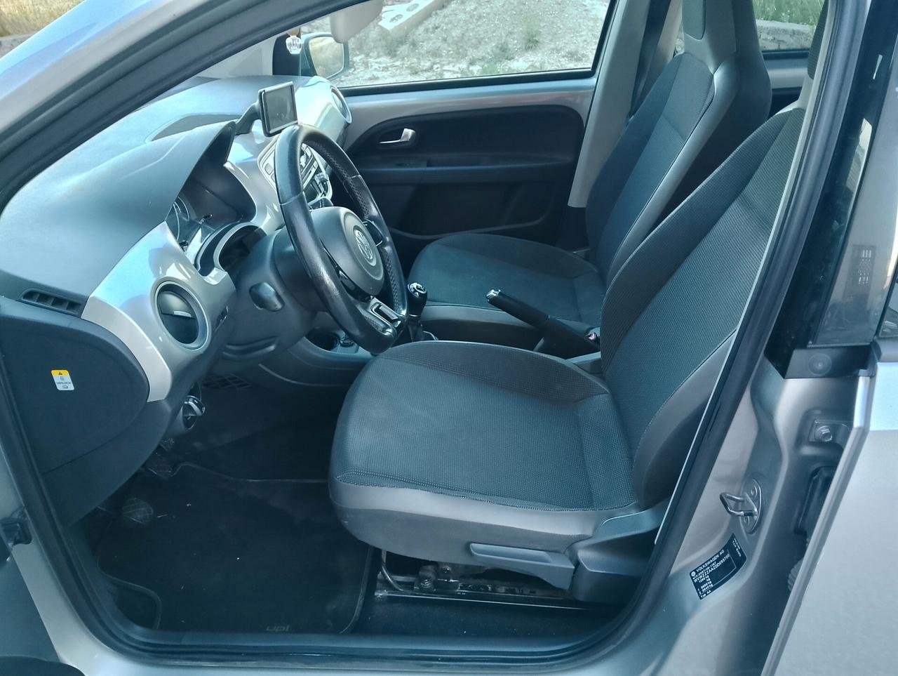 Volkswagen up 1.0 tutta tagliandata full optional
