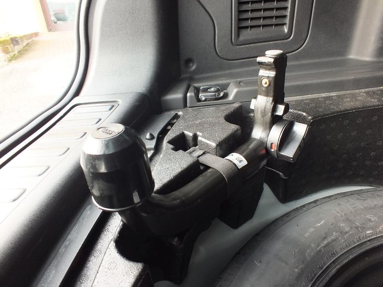 LAND ROVER DISCOVERY SPORT 4X4