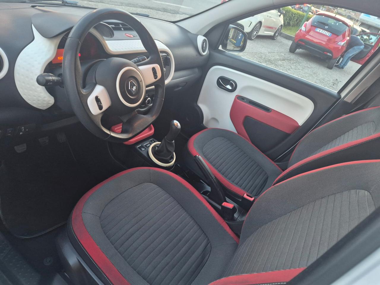 Renault Twingo 1.0 SCe Live
