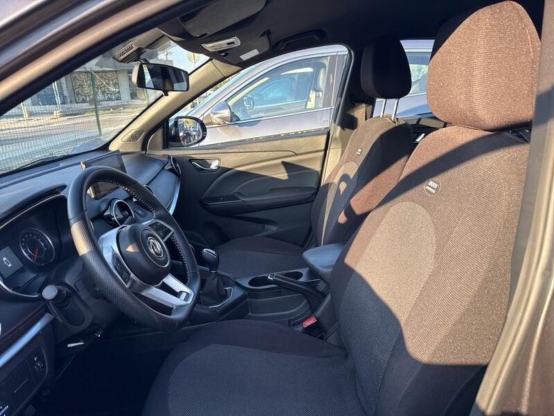 Dfsk Glory F5 Glory F5 1.5 bifuel Gpl