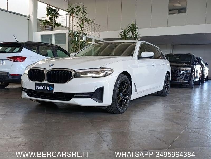 BMW Serie 5 520d 48V Touring Business*SEDILI RISCALDATI*TELECAMERA*PDC*FULL LED*GANCIO TRAINO*